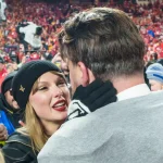 Lip reader reveals what Taylor Swift whispered to Travis Kelce during emotional moment at Chiefs game
